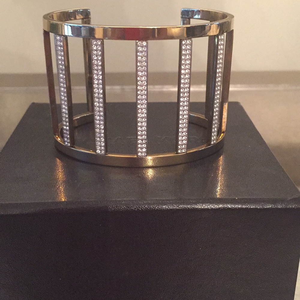 Michael Kors diamond and gold bangle with box - Picture 3 of 3